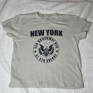 BRANDY MELLVILLE NEW YORK T